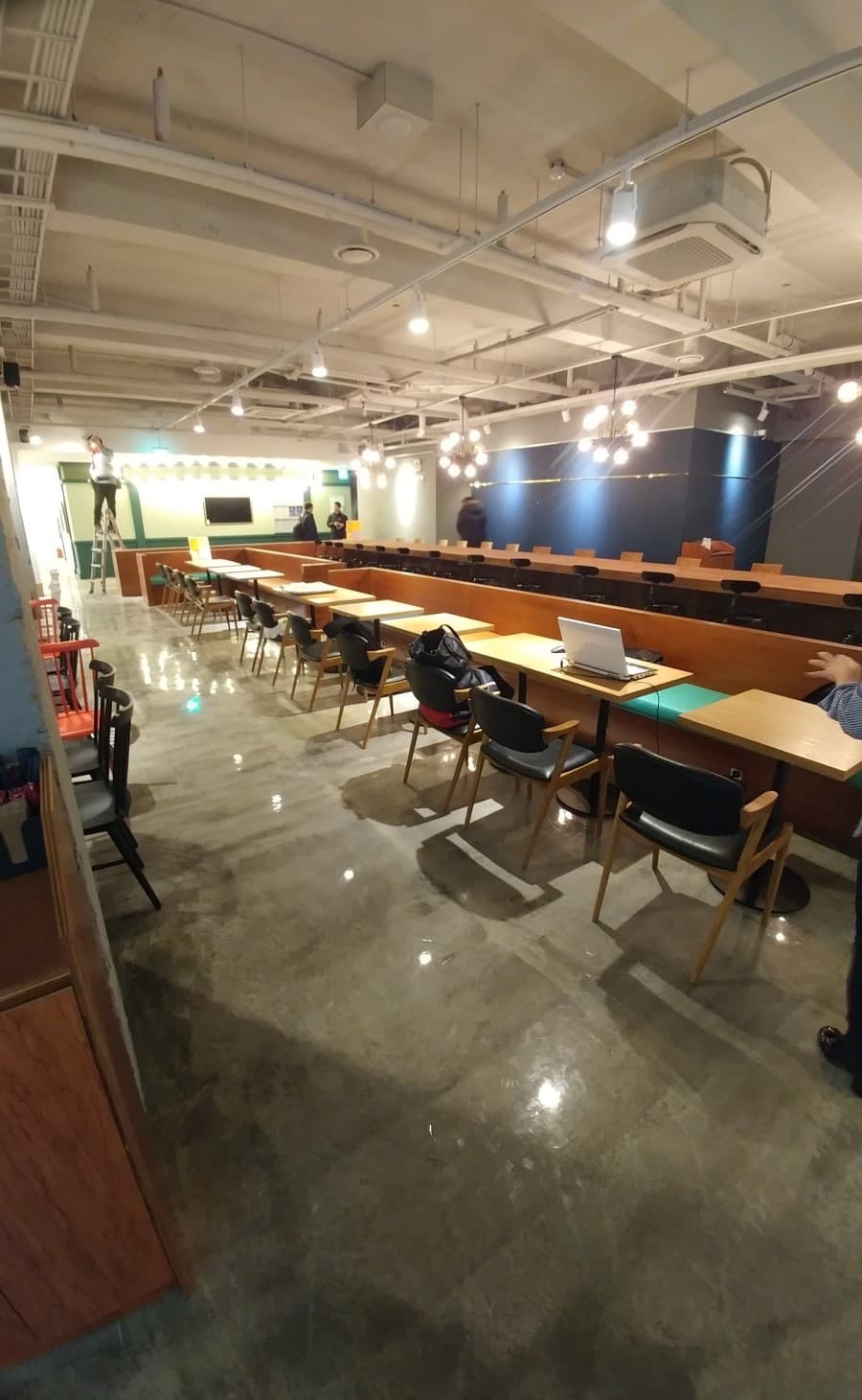 상계동 더숲 북카페 공간 디자인 시공사례 8번째 이미지