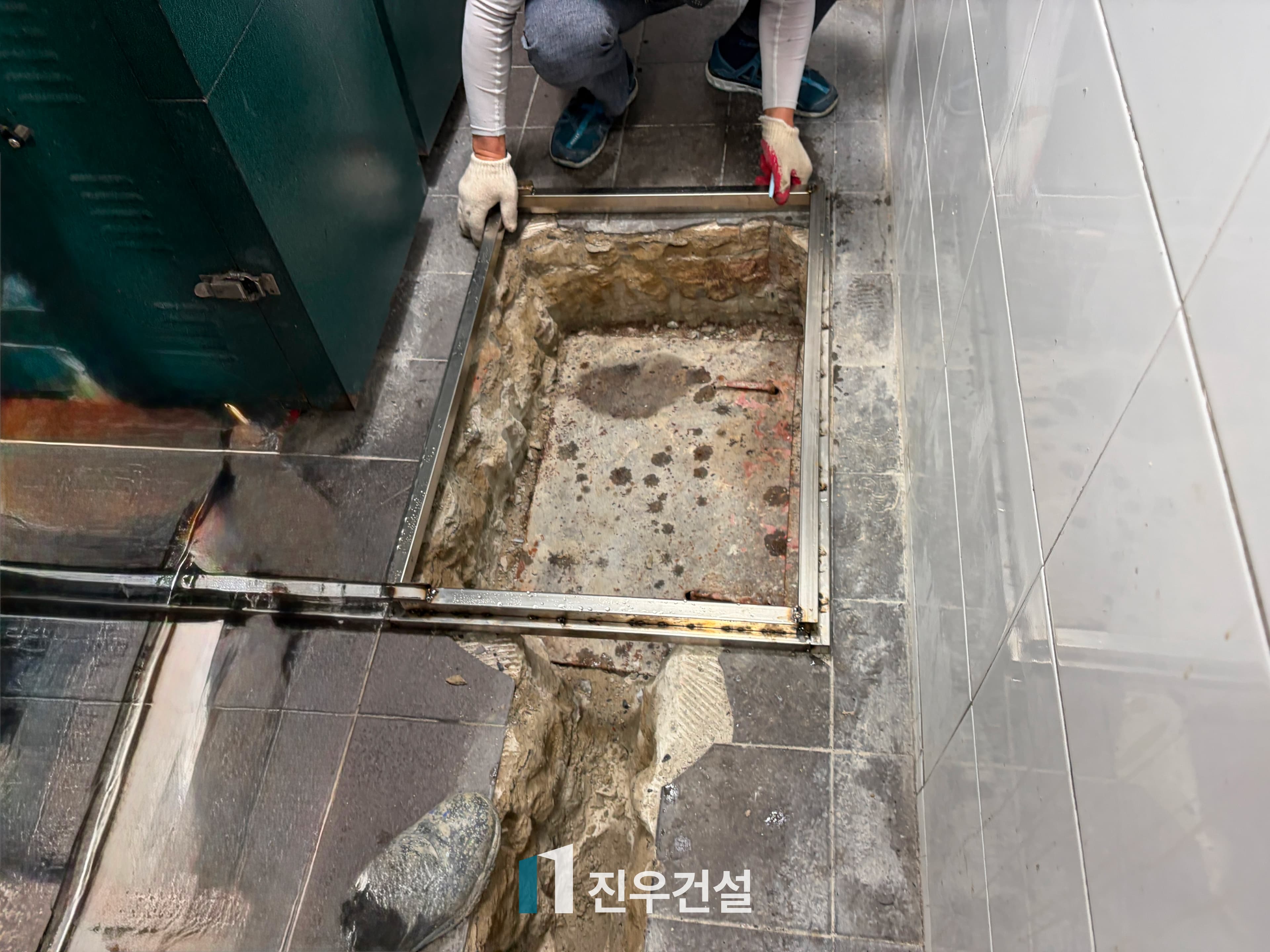 상계동 식당 주방 노후 정화조 철판 덮개 교체 시공 1