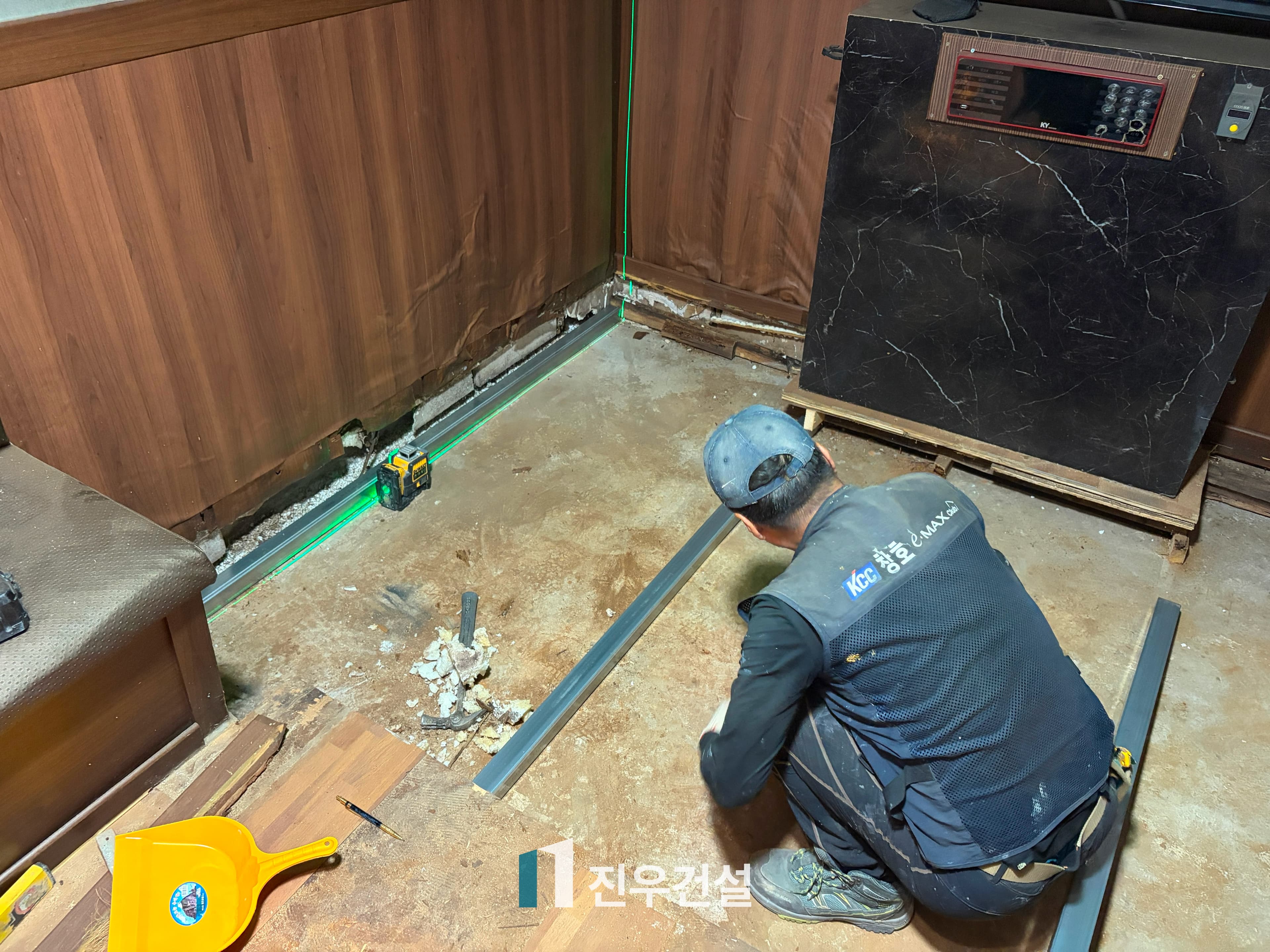 상계동 지하 노래방 바닥 꺼짐 보수 공사 시공사례 3번째 이미지
