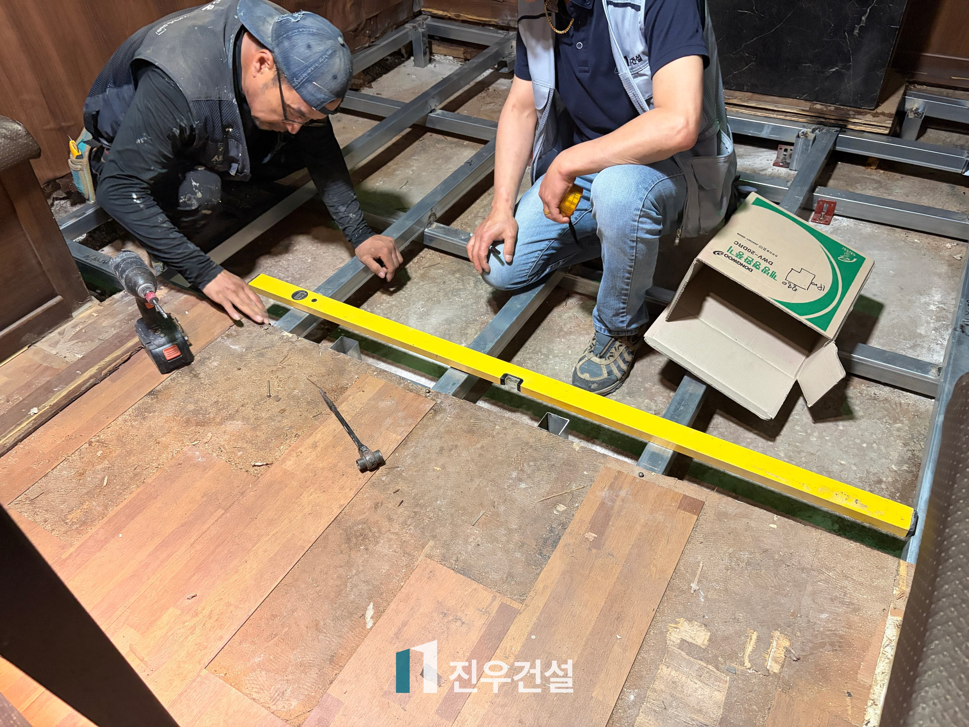 상계동 지하 노래방 바닥 꺼짐 보수 공사 시공사례 5번째 이미지