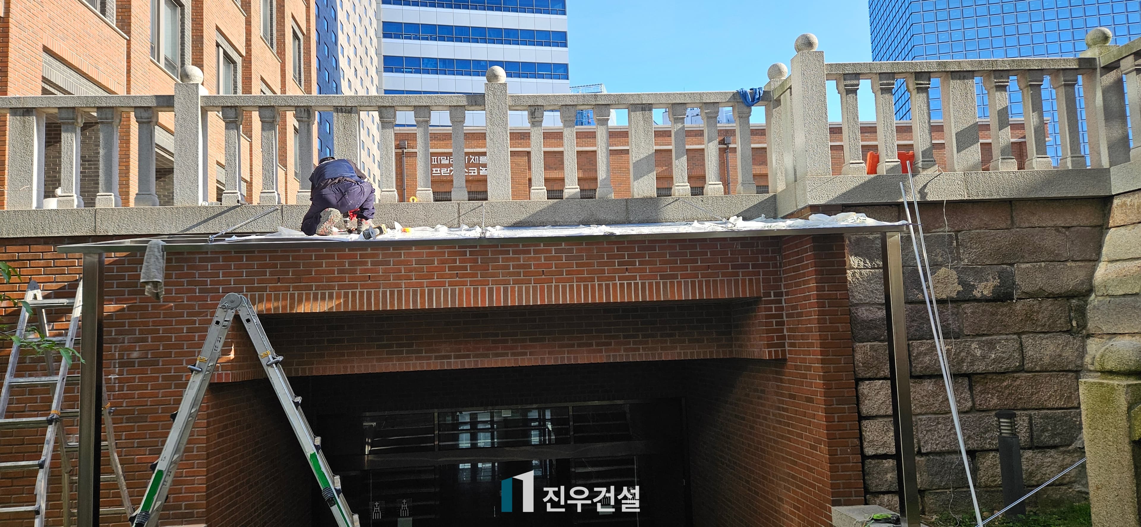 명동성당 차양막 설치 공사 시공사례 7번째 이미지