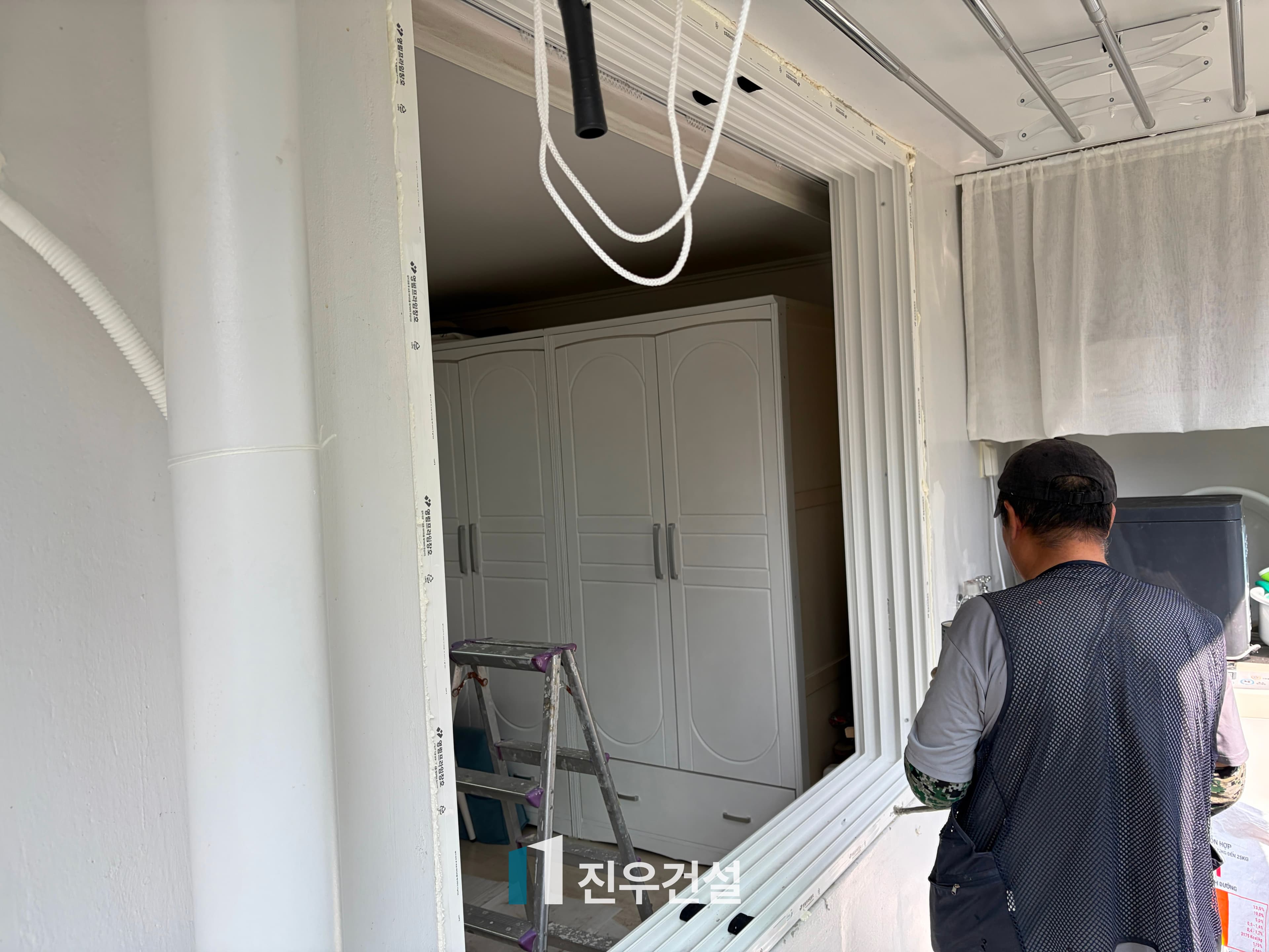 상계동 동아불암아파트 25평인테리어 샷시 교체 공사 시공사례 8번째 이미지